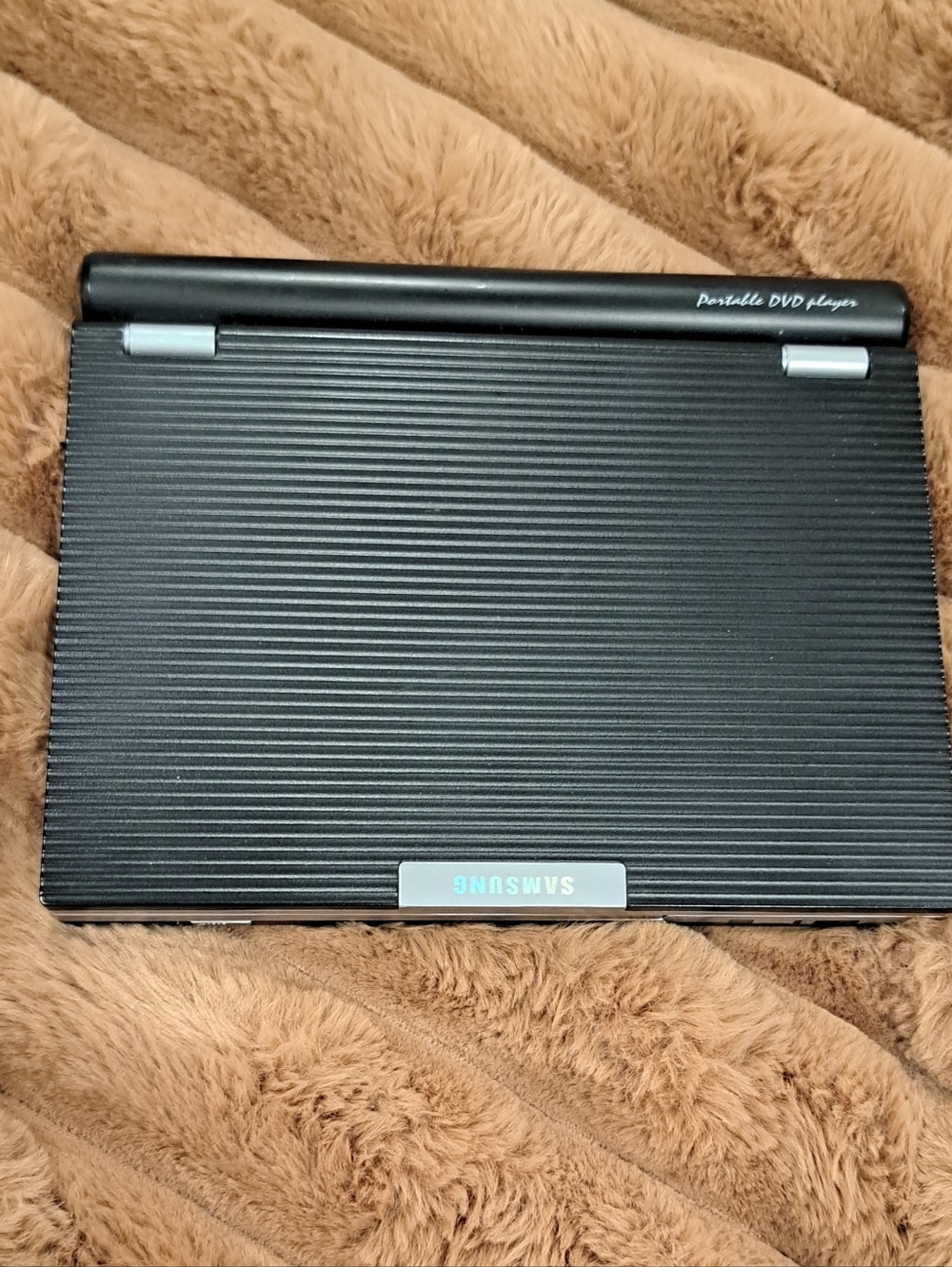Samsung DVD-L75 Portable Player (7") Charger Not Included